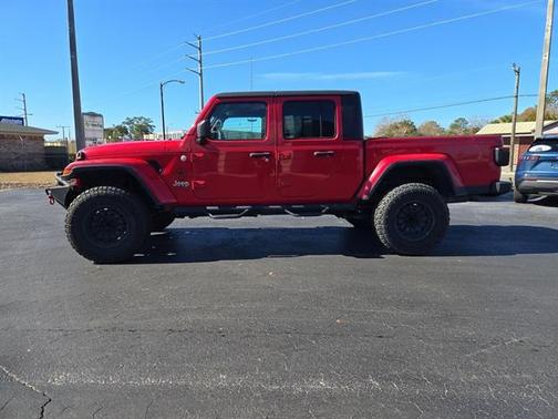 2020 Jeep Gladiator Overland
