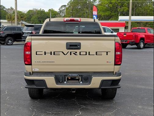 Sand Dune Metallic 2022 Chevrolet Colorado Z71