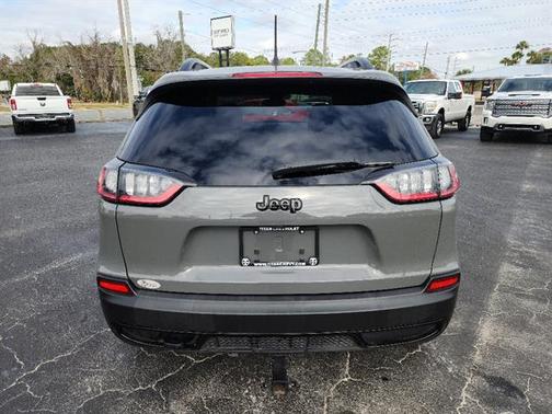 2022 Jeep Cherokee X 4x4