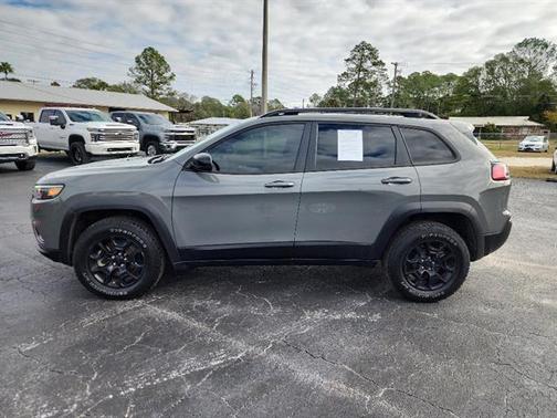 2022 Jeep Cherokee X 4x4