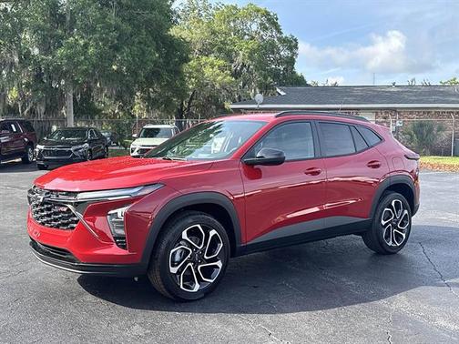 Apex Red 2026 Chevrolet Trax FWD 2RS