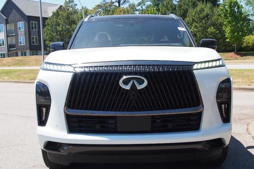 2t Radiant Whit 2026 INFINITI QX80 AUTOGRAPH