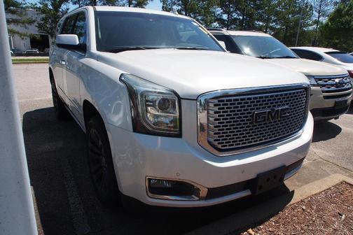 White Frost Tri-Coat 2017 GMC Yukon Denali