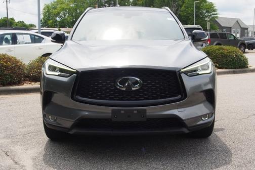 2022 INFINITI QX50 LUXE
