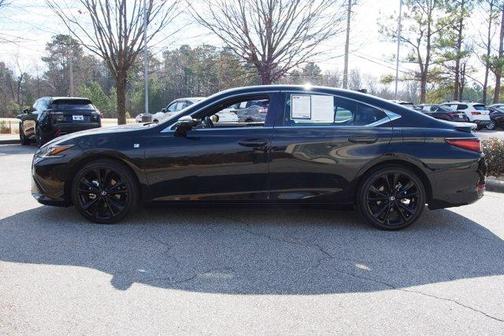 2023 Lexus ES 300h Base