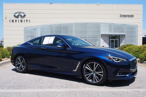 2022 INFINITI Q60 LUXE