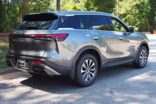 2024 INFINITI QX60 PURE