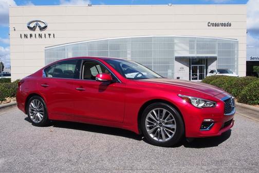 2023 INFINITI Q50 LUXE