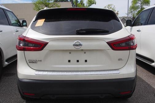 2022 Nissan Rogue Sport SL