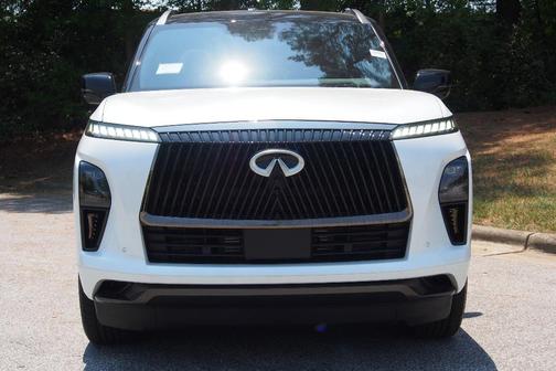 2t Radiant Whit 2026 INFINITI QX80 AUTOGRAPH