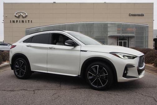2023 INFINITI QX55 LUXE