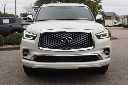2023 INFINITI QX80 SENSORY