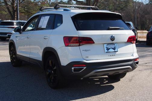 2022 Volkswagen Taos 1.5T SE