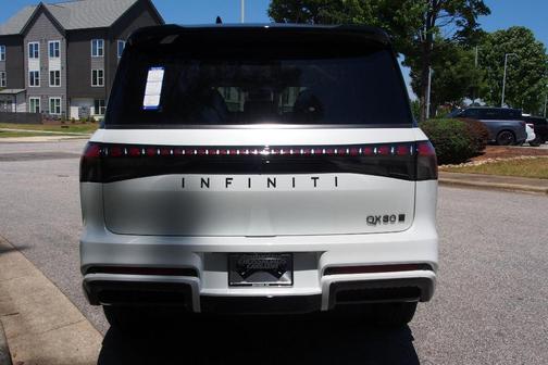 2t Radiant Whit 2026 INFINITI QX80 AUTOGRAPH