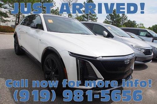 Crystal White Tri-Coat 2024 Cadillac LYRIQ Sport