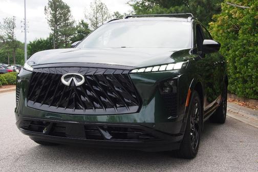 Green 2027 INFINITI QX65