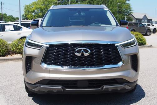 2022 INFINITI QX60 LUXE