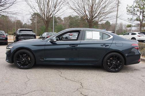 2022 Genesis G70 2.0T