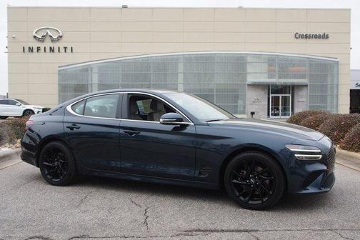 2022 Genesis G70 2.0T