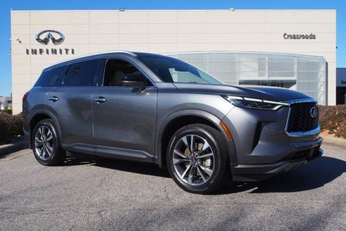 2022 INFINITI QX60 LUXE