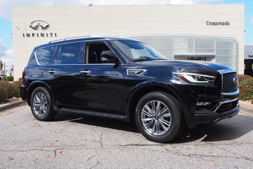 2022 INFINITI QX80 LUXE