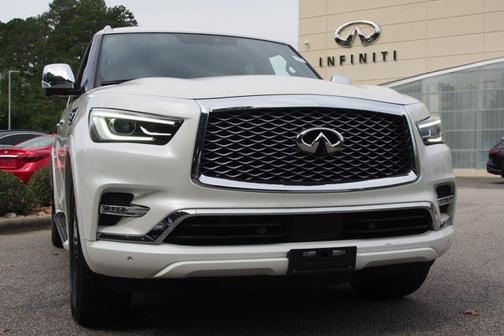 2023 INFINITI QX80 SENSORY