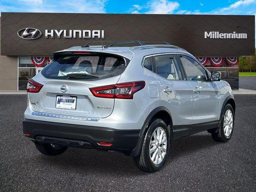 2020 Nissan Rogue Sport SV