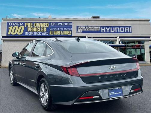 2022 Hyundai SONATA SE