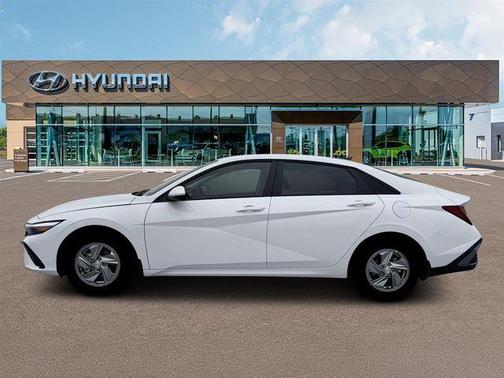 White 2026 Hyundai ELANTRA SE
