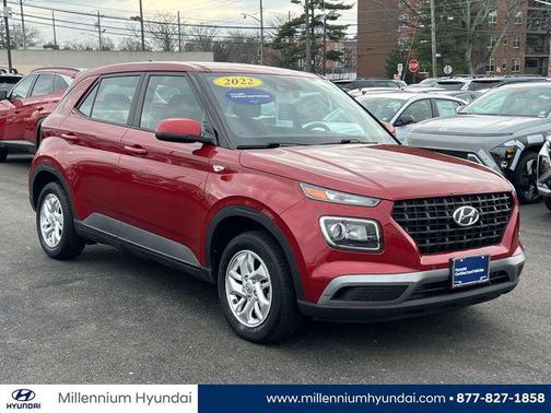 2022 Hyundai VENUE SE