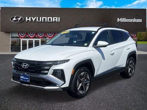 White Pearl 2026 Hyundai TUCSON SEL