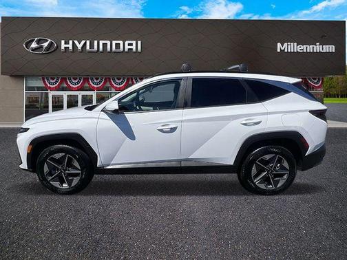 White Pearl 2026 Hyundai TUCSON SEL