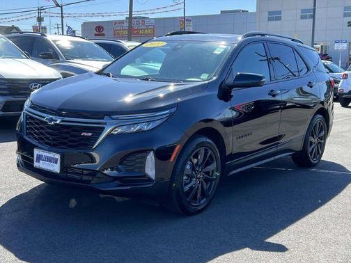 Black Metallic 2022 Chevrolet Equinox RS
