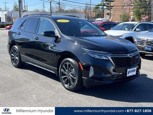 Black Metallic 2022 Chevrolet Equinox RS