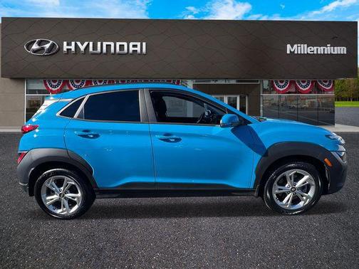 2022 Hyundai KONA SEL