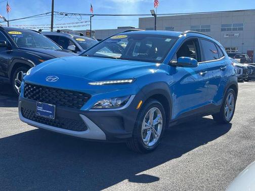 2022 Hyundai KONA SEL