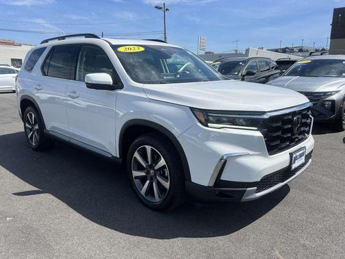 Platinum White Pearl 2023 Honda Pilot Elite
