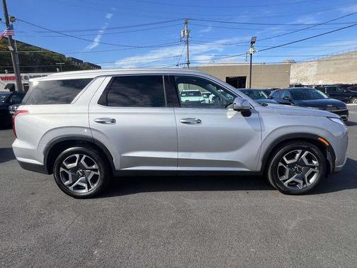 2025 Hyundai PALISADE SEL Premium