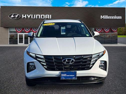 White Pearl 2023 Hyundai TUCSON SEL