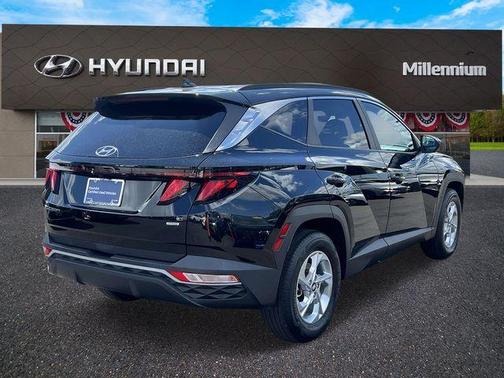 Black Pearl 2024 Hyundai TUCSON SEL