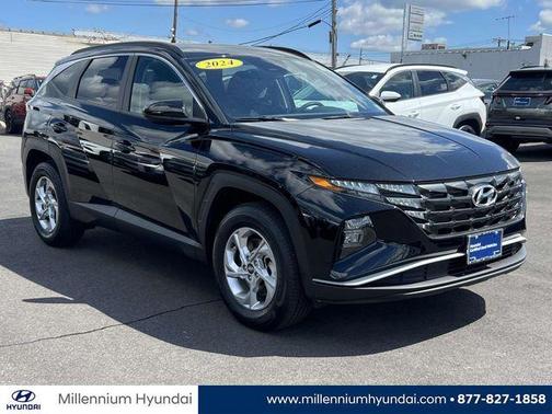 Black Pearl 2024 Hyundai TUCSON SEL