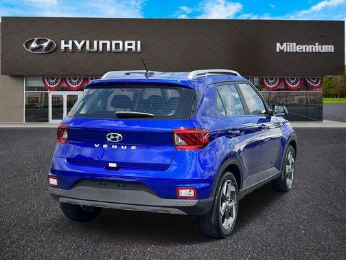 2024 Hyundai VENUE SEL