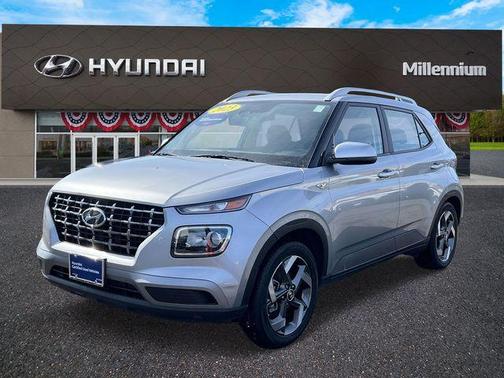 2023 Hyundai VENUE SEL