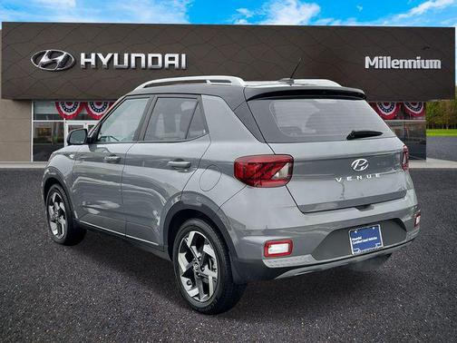 2023 Hyundai VENUE Limited