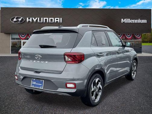 2023 Hyundai VENUE Limited