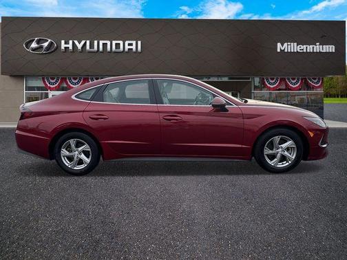 2023 Hyundai SONATA SE