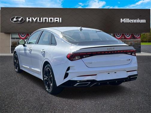 2022 Kia K5 GT-Line
