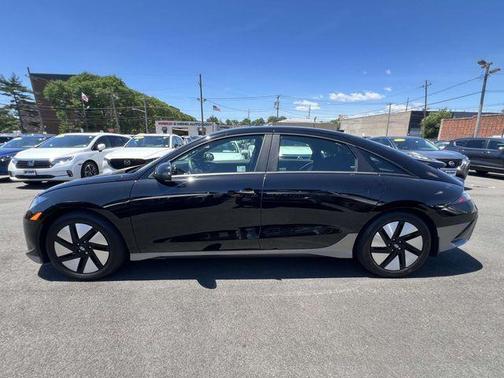 Onyx Black 2024 Hyundai IONIQ 6 SE