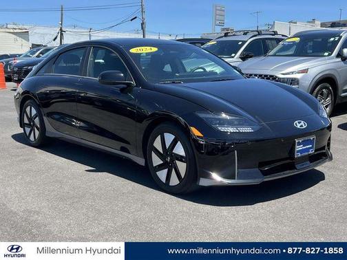 Onyx Black 2024 Hyundai IONIQ 6 SE