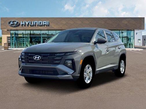 Gray 2026 Hyundai TUCSON SE